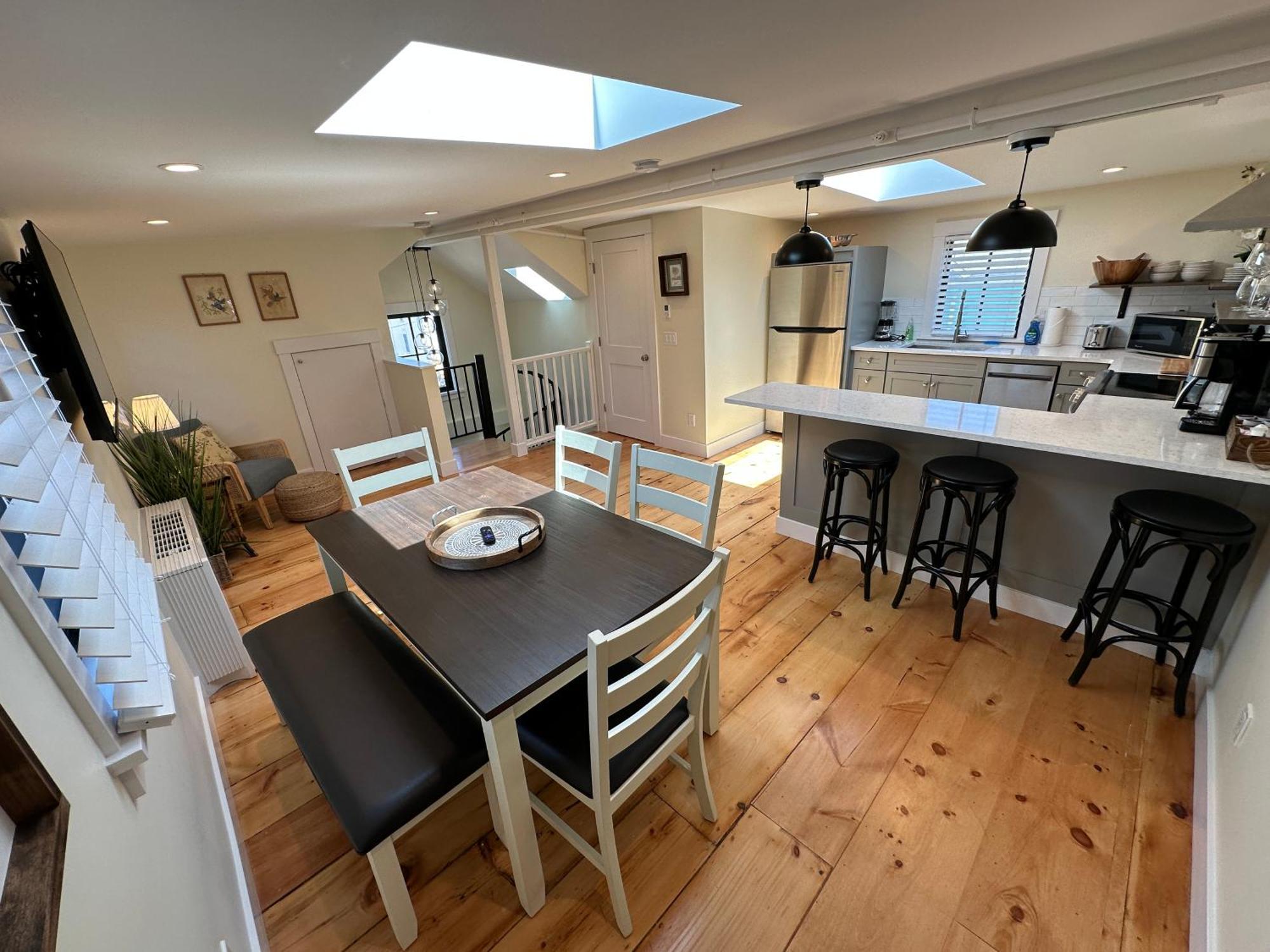Prime Location! Renovated House! 6 Bed4 Bath Villa Newport Exterior foto